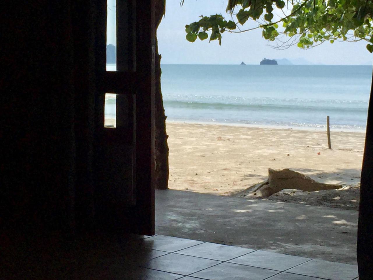Hotel Ailay Koh Phayam Exterior foto