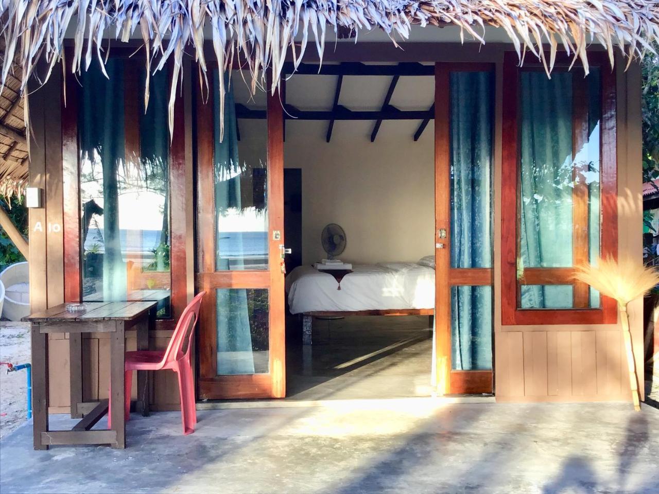 Hotel Ailay Koh Phayam Exterior foto